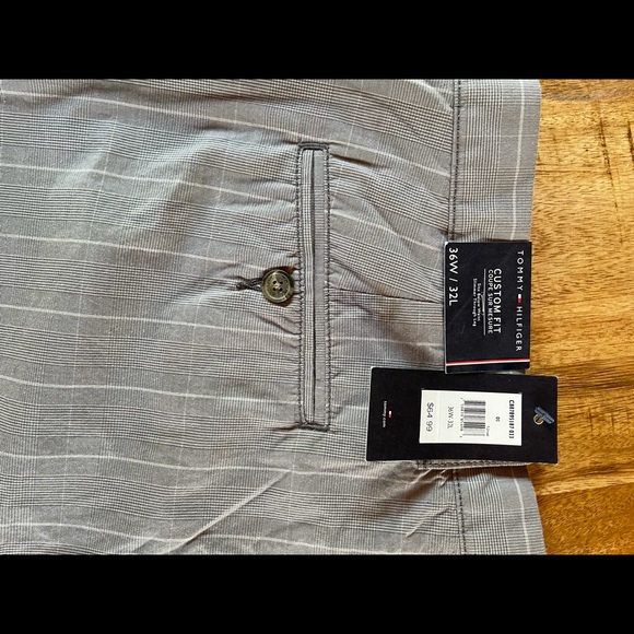 NWT Tommy Hilfiger Custom Fit Plaid Trousers - Picture 2 of 2